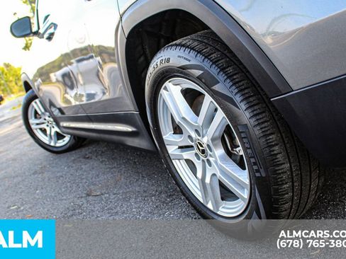 Used 2022 Mercedes-Benz GLB 250 4MATIC w/ Premium Package Lite image 15