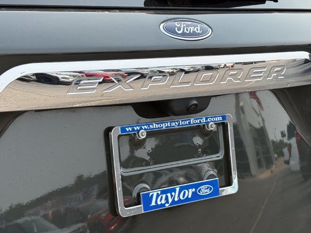 Certified 2023 Ford Explorer XLT w/ Equipment Group 202A AWD/4WD image 29