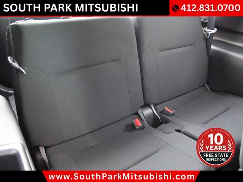 Used 2022 Mitsubishi Outlander ES AWD/4WD image 17