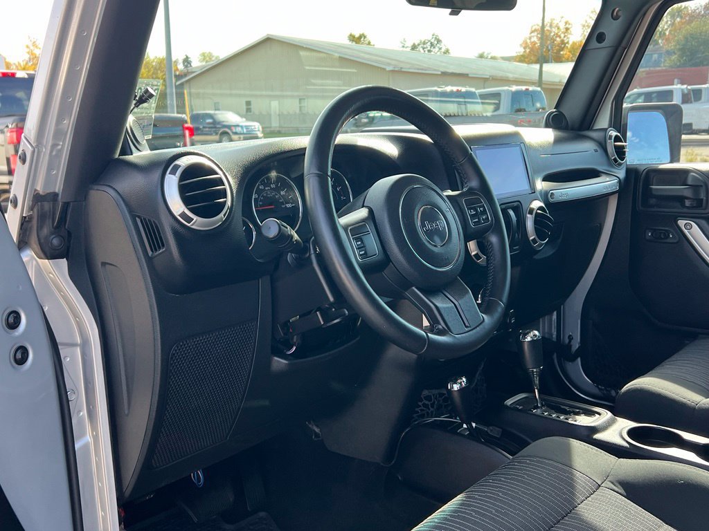Used 2011 Jeep Wrangler Sahara w/ Trailer Tow Group AWD/4WD image 12
