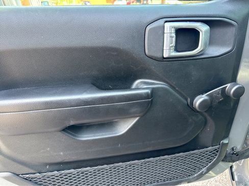 Certified 2020 Jeep Wrangler Unlimited Sport image 12