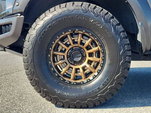 Used 2019 Ford F150 Raptor image 6