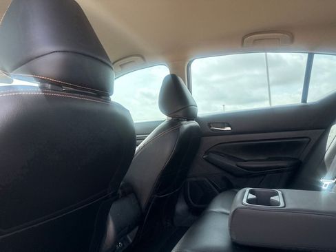Certified 2022 Nissan Altima 2.5 SR FWD image 36