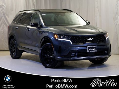 Used 2023 Kia Sorento SX AWD/4WD image 1
