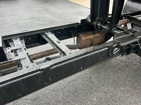 Used 1999 Ford F450 2WD Regular Cab Super Duty image 66