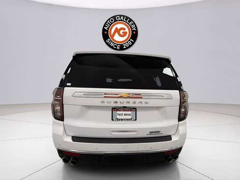 Used 2023 Chevrolet Suburban Premier image 6