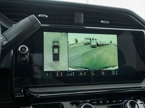 New 2026 GMC Sierra 2500 AT4X AWD/4WD image 23