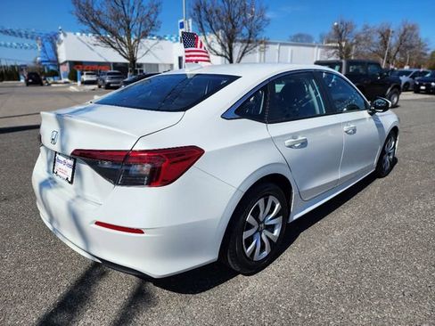 Used 2023 Honda Civic LX image 5