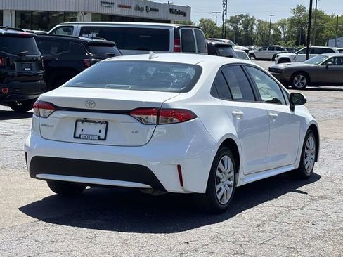 Used 2021 Toyota Corolla LE FWD image 27