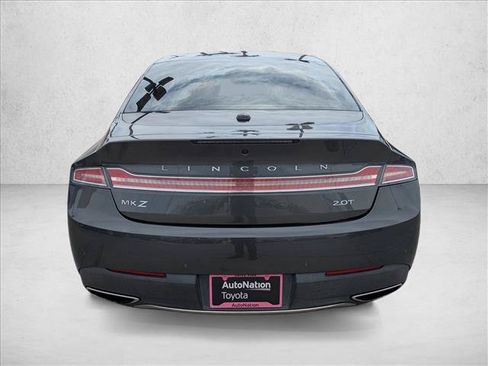 Used 2017 Lincoln MKZ Premiere FWD image 7
