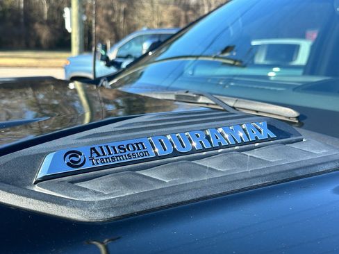 Used 2020 Chevrolet Silverado 2500 High Country w/ Z71 Off-Road Package image 8