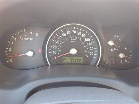 Used 2007 Kia Sedona EX image 12