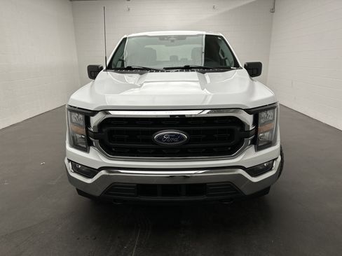 Used 2023 Ford F150 XLT image 3