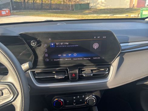 Used 2025 Chevrolet TrailBlazer LT image 21