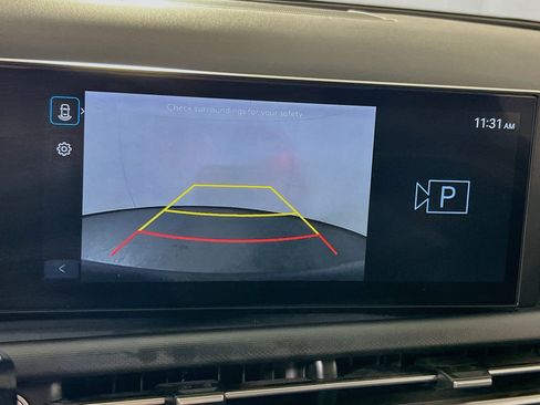 Used 2025 Hyundai Santa Cruz SE AWD/4WD image 13