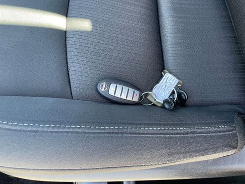 Used 2025 Nissan Altima 2.5 SV image 27