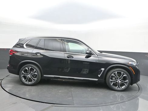New 2026 BMW X5 xDrive40i image 8