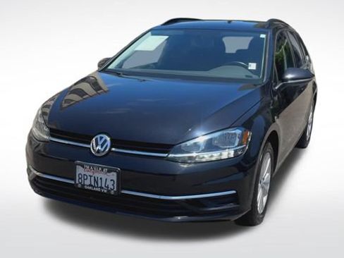 Used 2019 Volkswagen Golf S AWD/4WD image 3