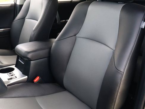 Used 2023 Toyota 4Runner SR5 Premium w/ Moonroof Package RWD image 13