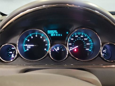 Used 2015 Buick Enclave Premium w/ Trailering Package image 37