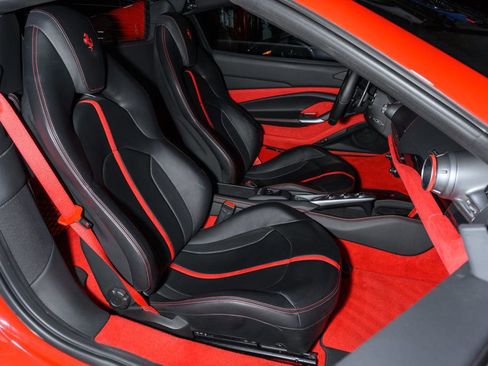 Used 2023 Ferrari F8 Tributo RWD image 22