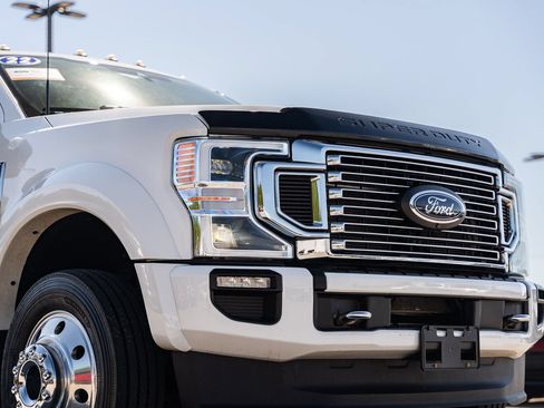 Certified 2022 Ford F450 Platinum AWD/4WD image 10