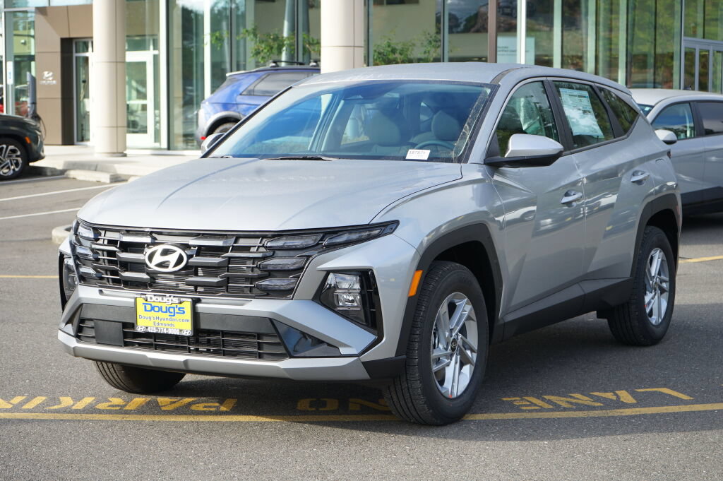 New 2026 Hyundai Tucson SE AWD/4WD image 1
