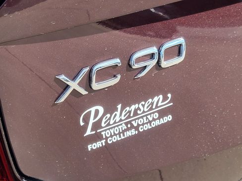 New 2026 Volvo XC90 B5 Core w/ Protection Package Premier AWD/4WD image 8