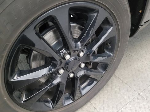 Used 2021 Jeep Grand Cherokee Laredo X image 31