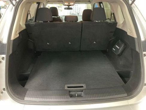 Used 2024 Nissan Rogue S image 14