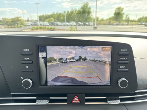 New 2026 Hyundai Elantra Sport FWD image 19