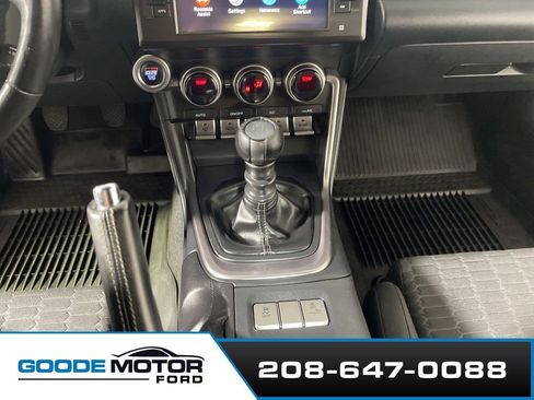 Used 2024 Toyota GR86 image 17