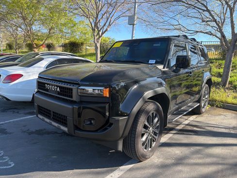 Used 2024 Toyota Land Cruiser Base image 1