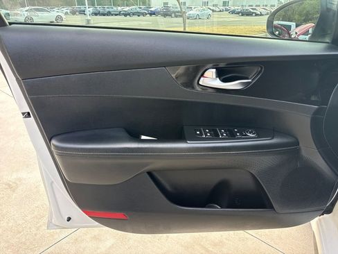 Used 2021 Kia Forte GT-Line image 14