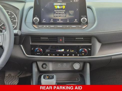 Certified 2024 Nissan Rogue SV w/ SV Premium Package AWD/4WD image 33