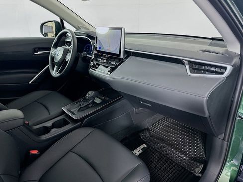 Certified 2026 Toyota Corolla Cross XLE w/ Convenience Package image 29