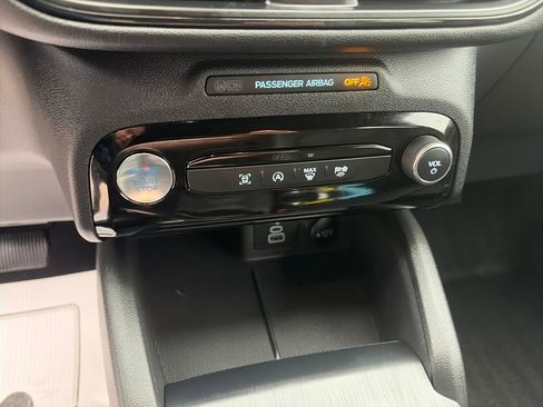 Used 2025 Ford Escape ST-Line Select w/ Tech Pack #1 AWD/4WD image 23
