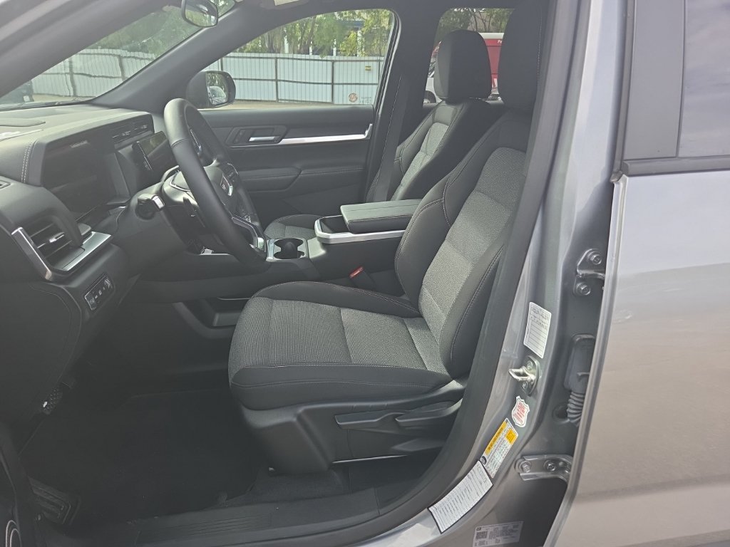 Used 2026 GMC Terrain Elevation FWD image 3