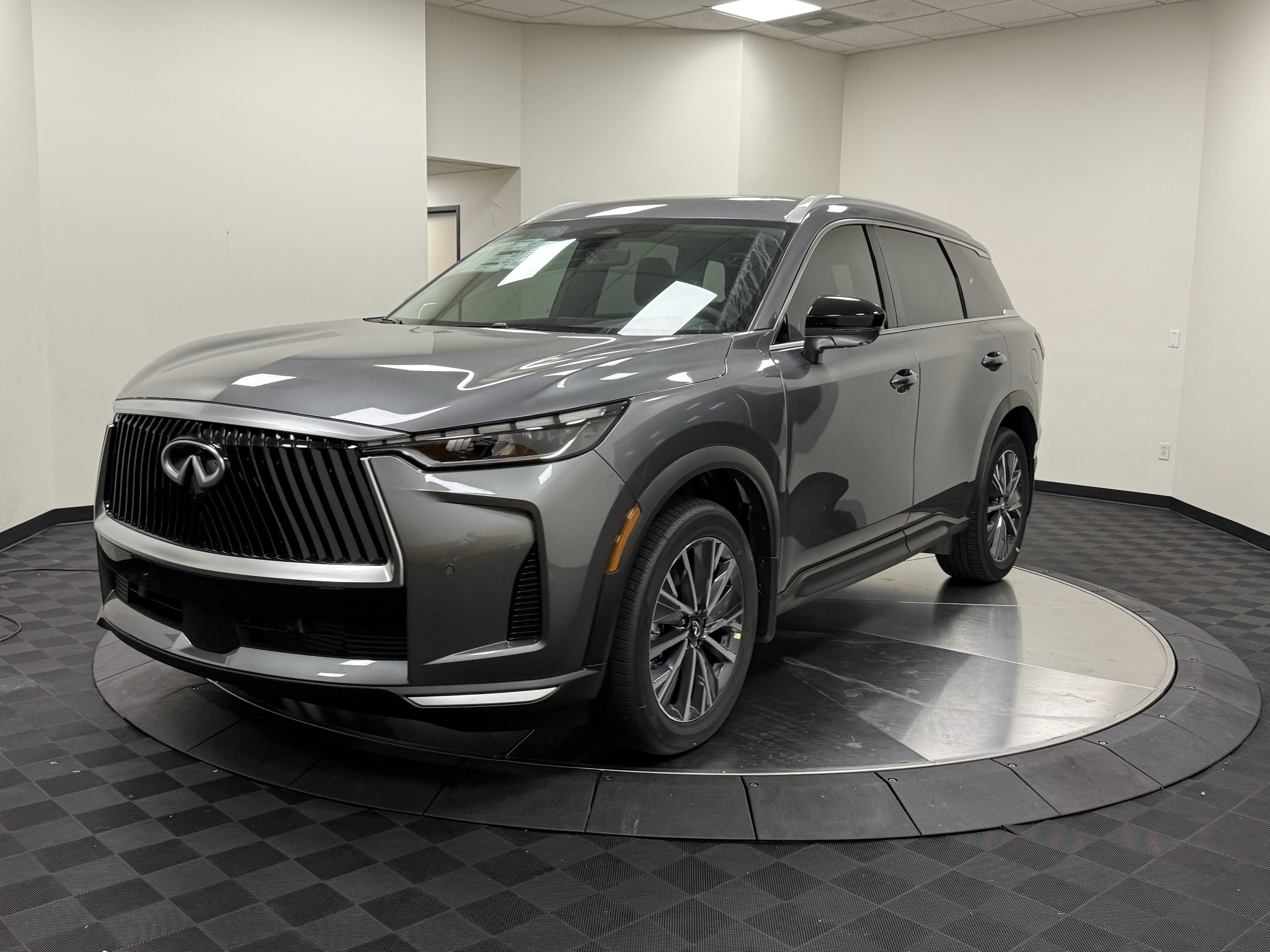 Certified 2027 INFINITI QX60 Luxe w/ Cargo Package FWD image 3
