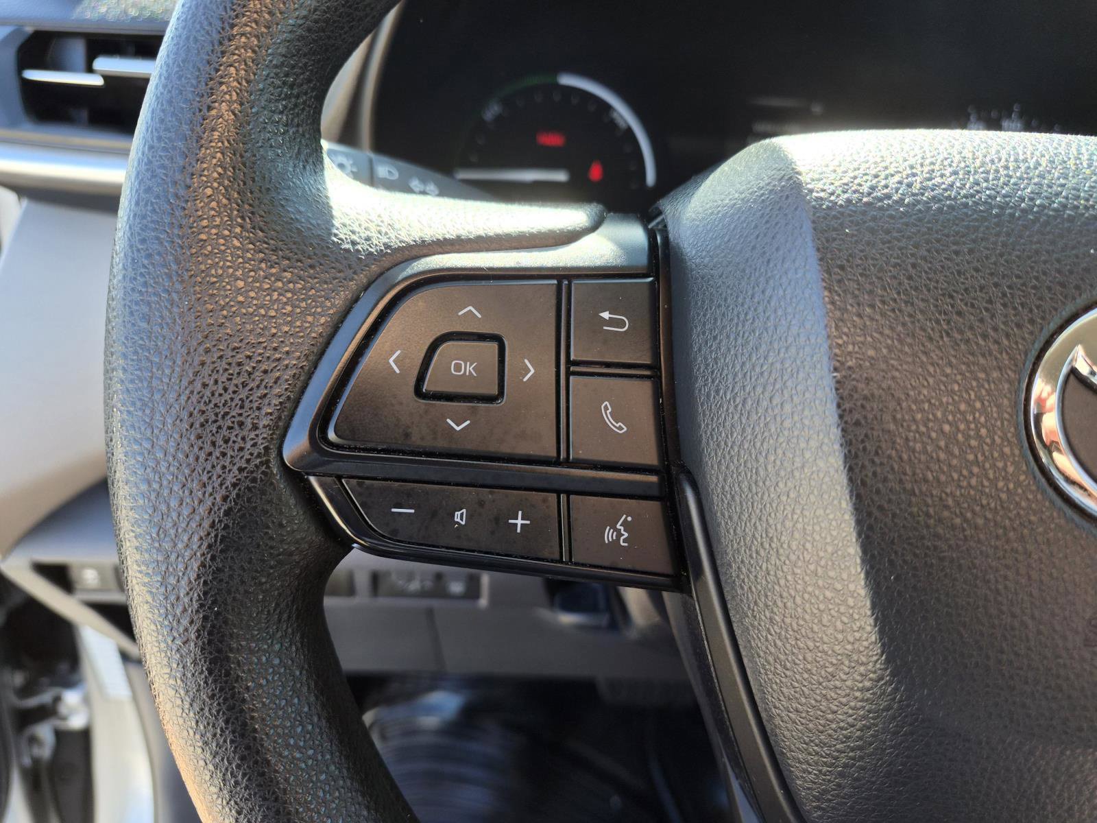 Used 2022 Toyota Sienna LE FWD image 24