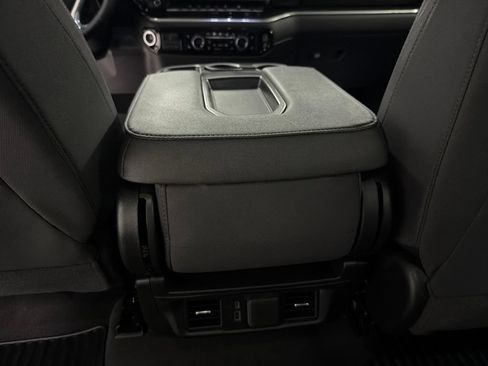 Used 2026 Chevrolet Silverado 1500 LT AWD/4WD image 13