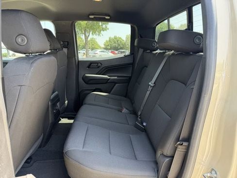 Used 2023 Chevrolet Colorado Trail Boss w/ LPO, Dark Essentials Package AWD/4WD image 26