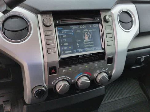 Used 2016 Toyota Tundra SR5 AWD/4WD image 27