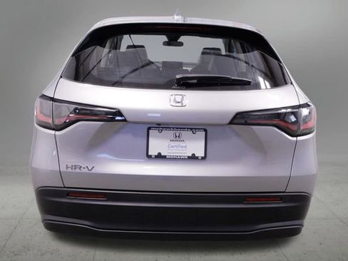 Certified 2023 Honda HR-V LX image 5