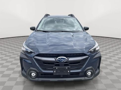 Used 2025 Subaru Outback Premium w/ Popular Package #1A AWD/4WD image 3