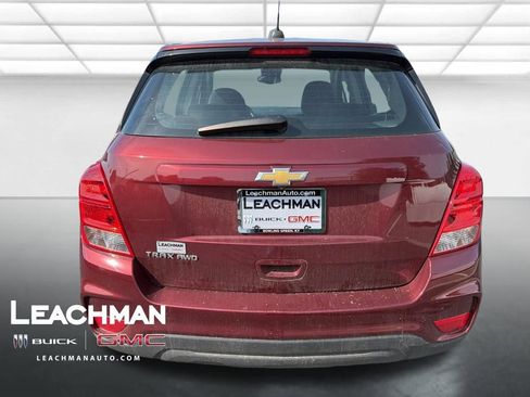Used 2017 Chevrolet Trax LS AWD/4WD image 4