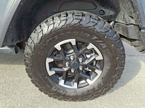 Used 2024 Jeep Wrangler Unlimited Rubicon 4xe w/ Technology Group image 11