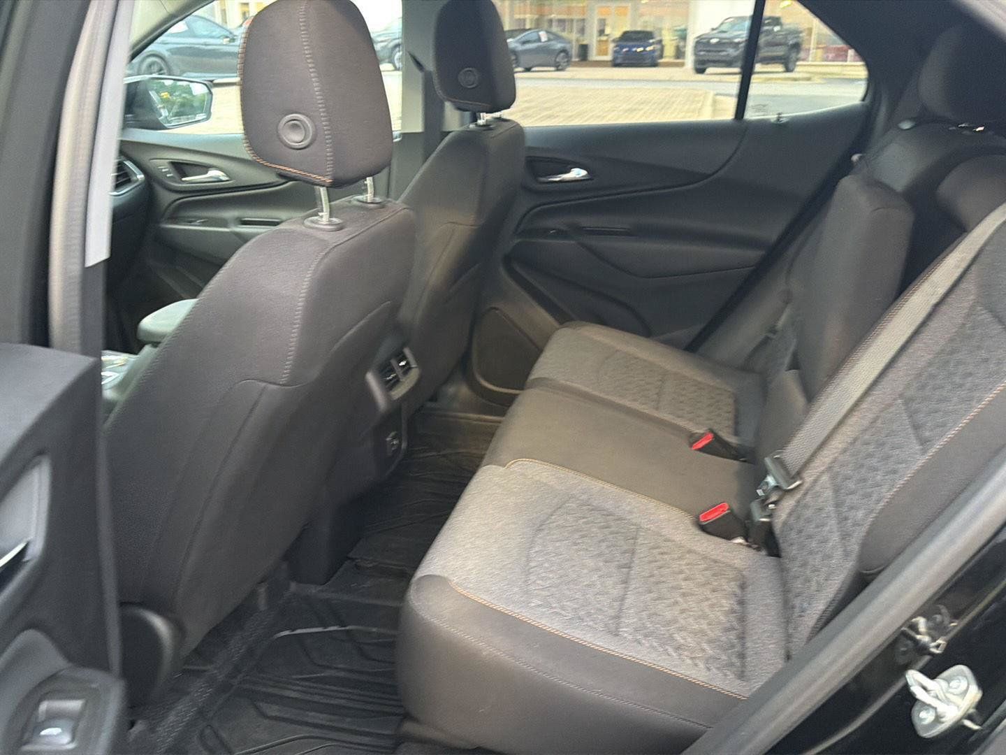 Used 2024 Chevrolet Equinox LT FWD image 11