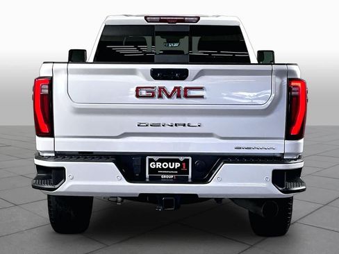 Used 2024 GMC Sierra 2500 Denali w/ Denali Reserve Package AWD/4WD image 5