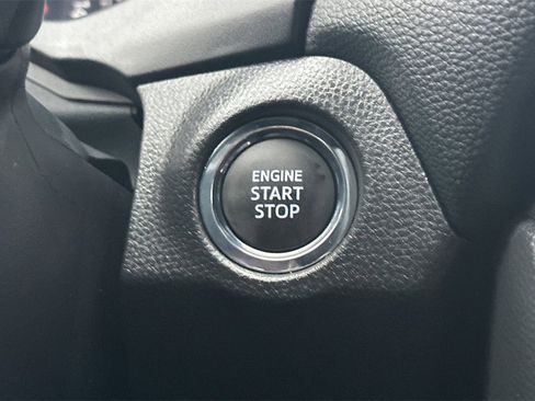 Used 2025 Toyota RAV4 XLE image 25